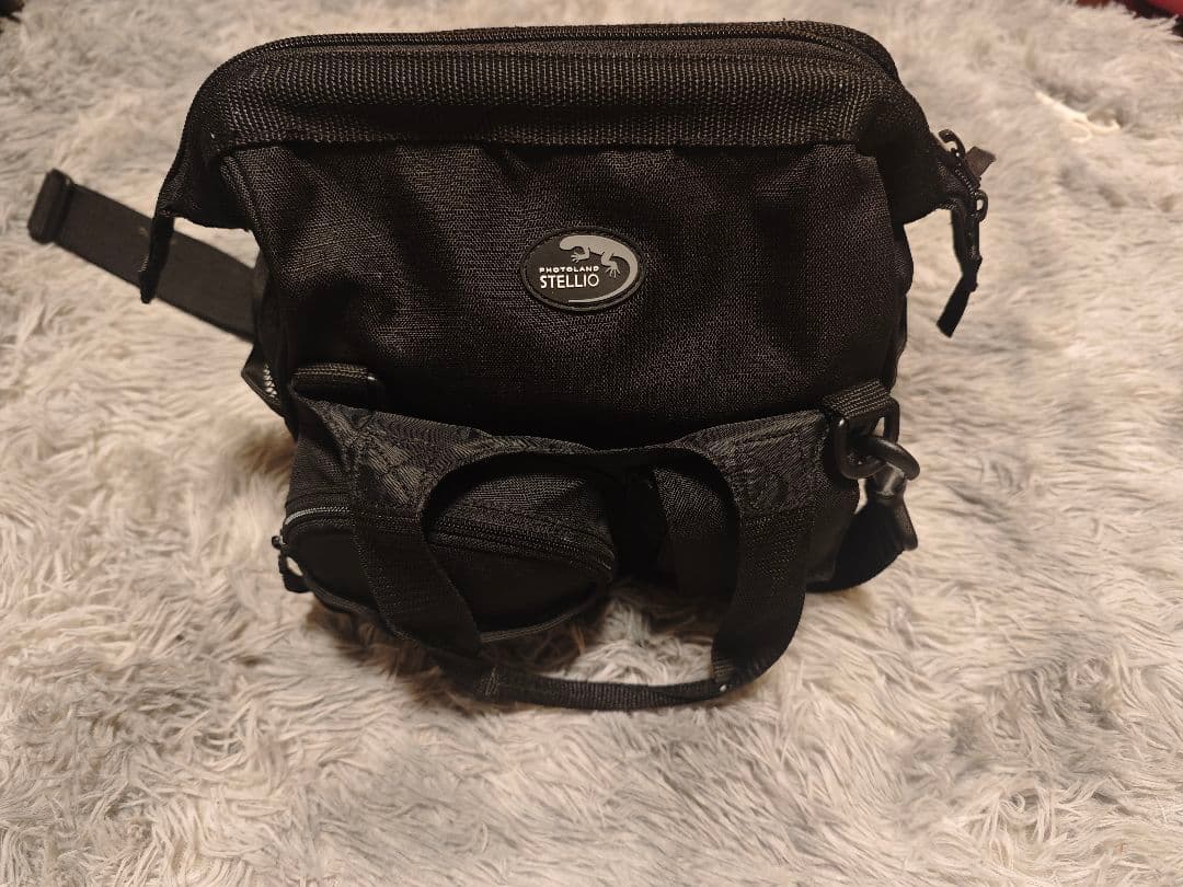 K*S様 OLYMPUS OM-D E-M10 Mark III超美品.2100