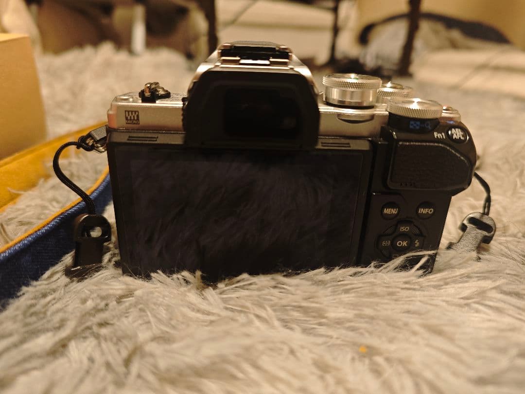 K*S様 OLYMPUS OM-D E-M10 Mark III超美品.2100