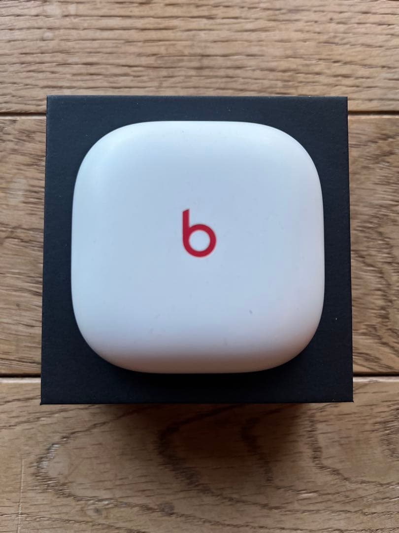 Beats Fit Pro ホワイト