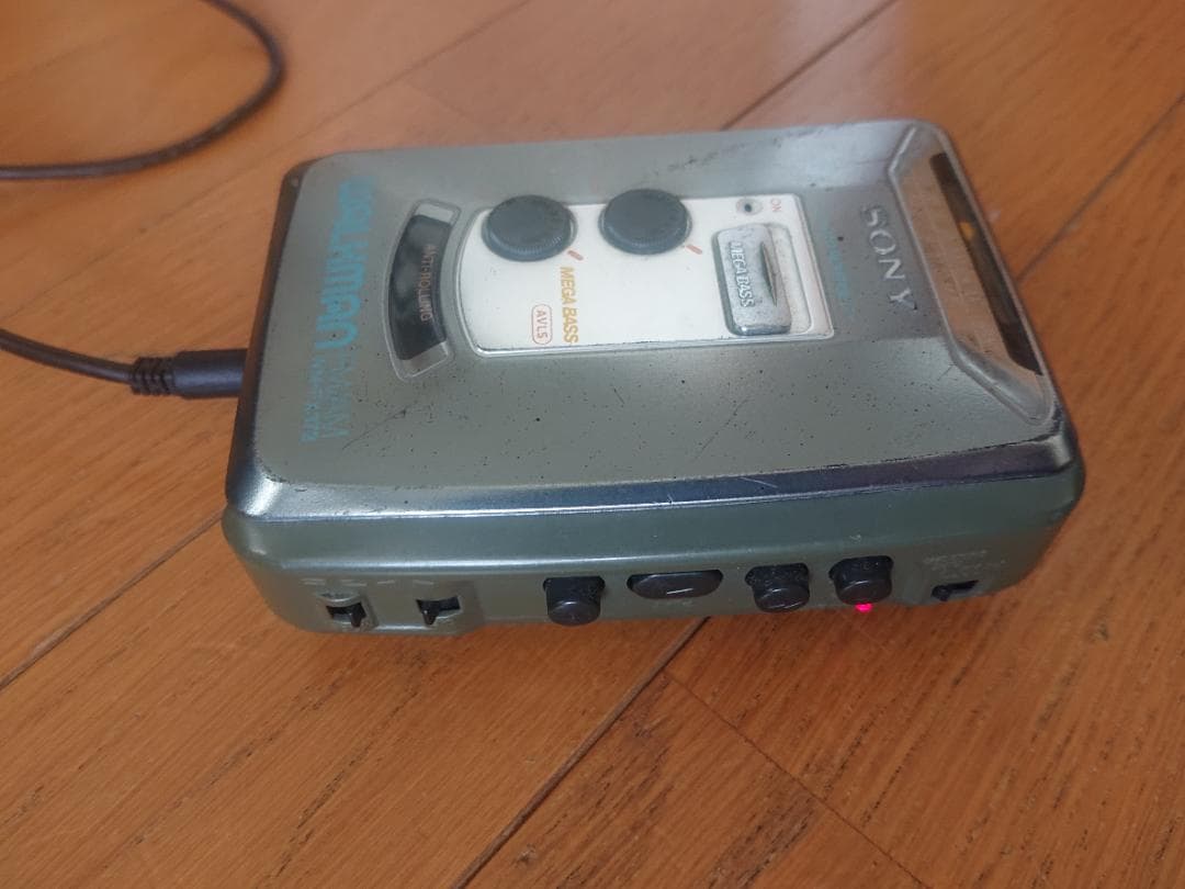 SONY WM-FX373 ウォークマン FM/AM ※ジャンク(broken)