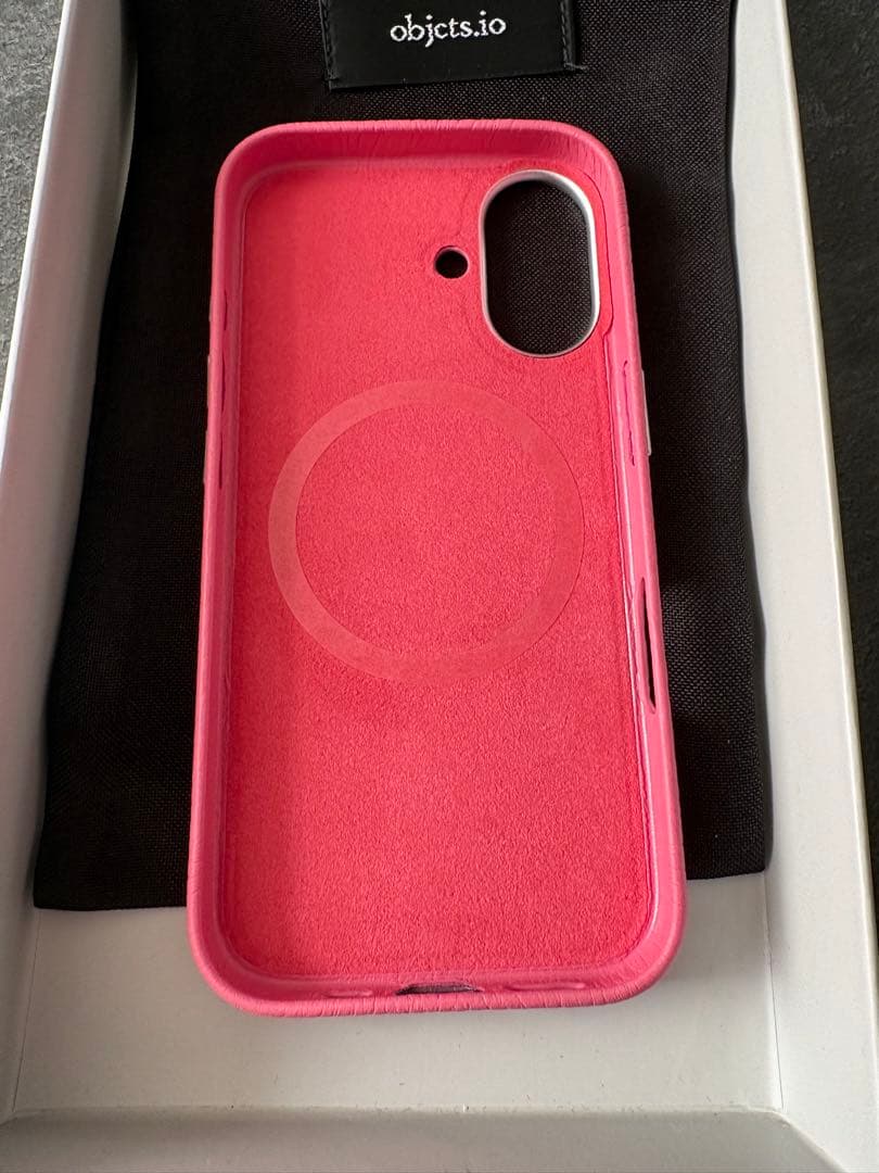 objects.io ピンク　レザー iPhoneケース　iPhone16