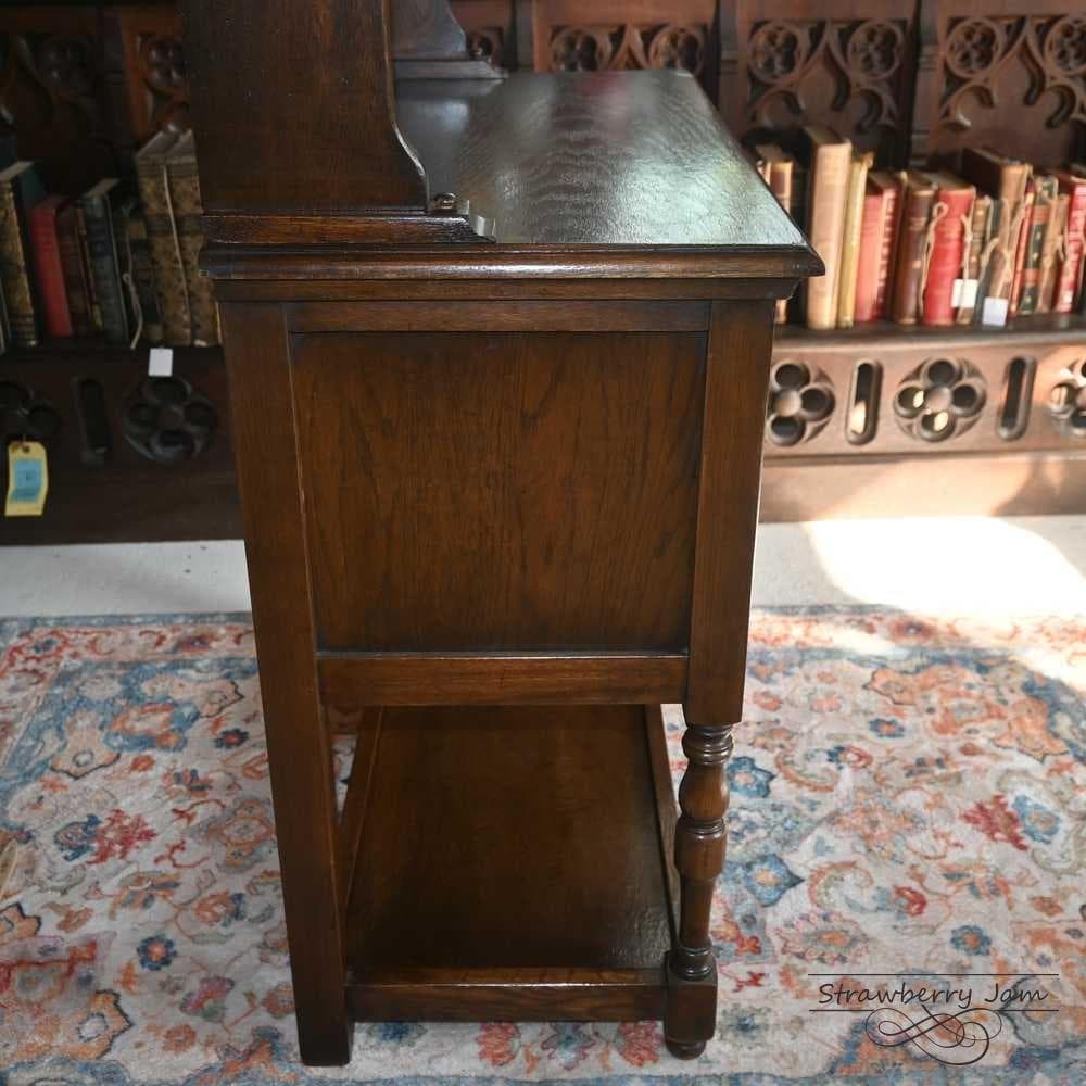 L3710-22 英国アンティーク キッチンキャビットカップボード 食器棚