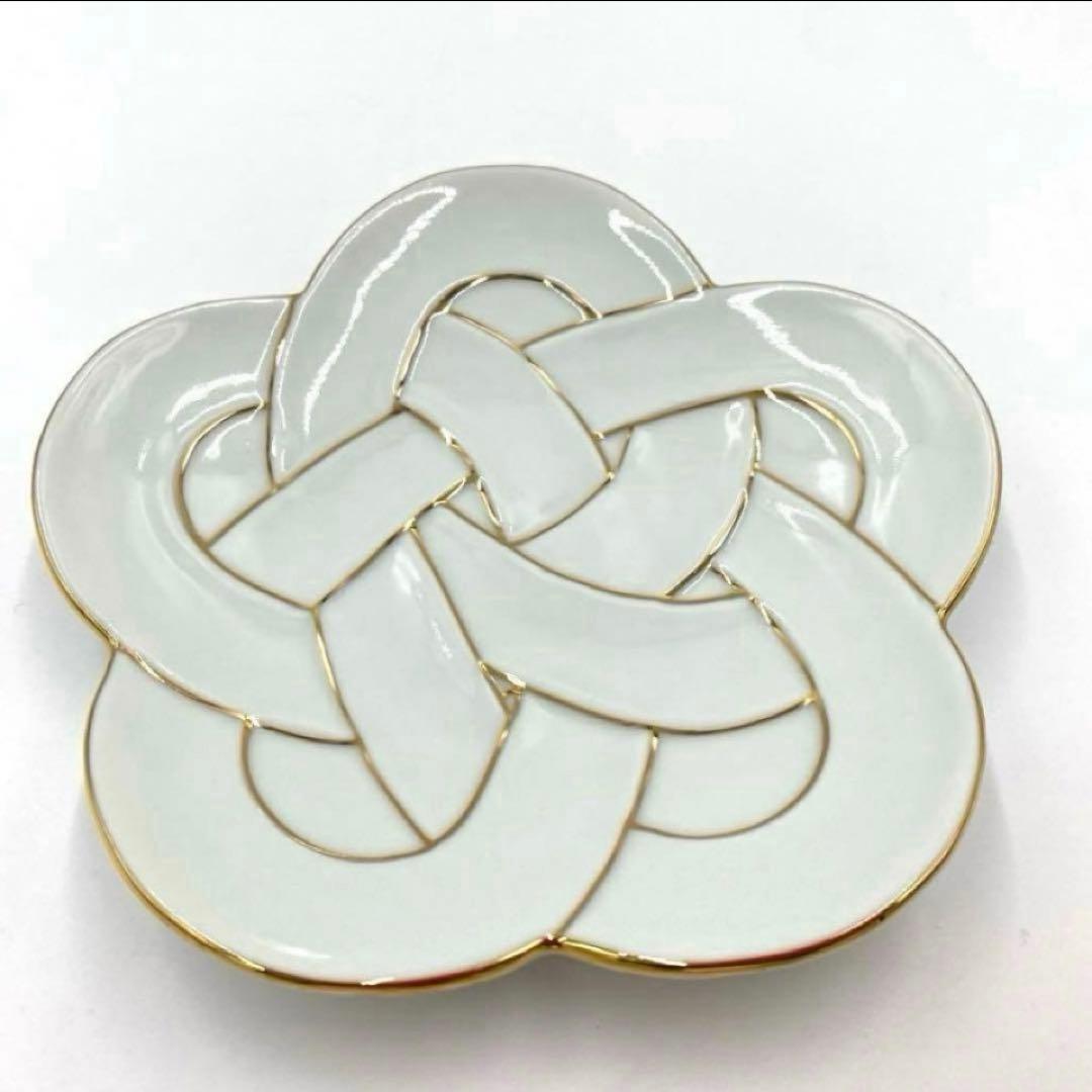 【新品】【大人気】有田焼田清窯　太白金線梅結び銘々皿　縁起物