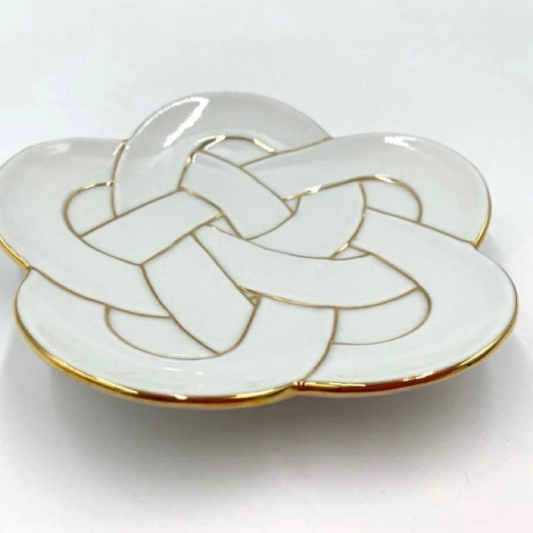 【新品】【大人気】有田焼田清窯　太白金線梅結び銘々皿　縁起物