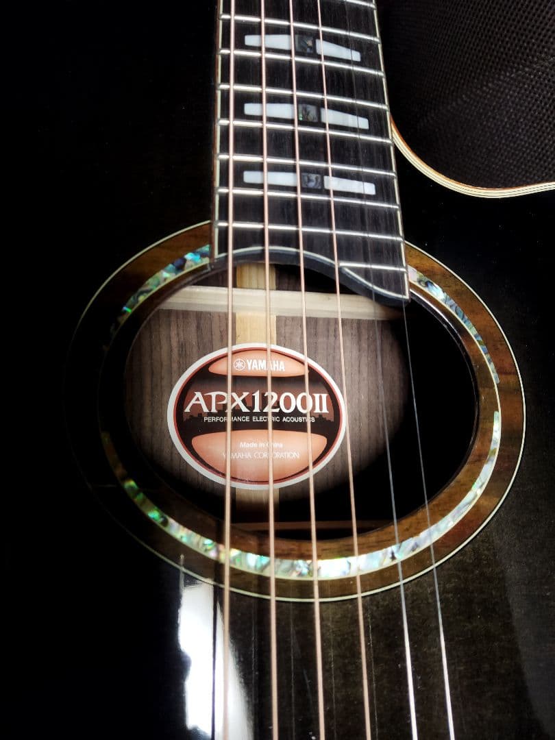 ギター YAMAHA APX1200 II Translucent Black