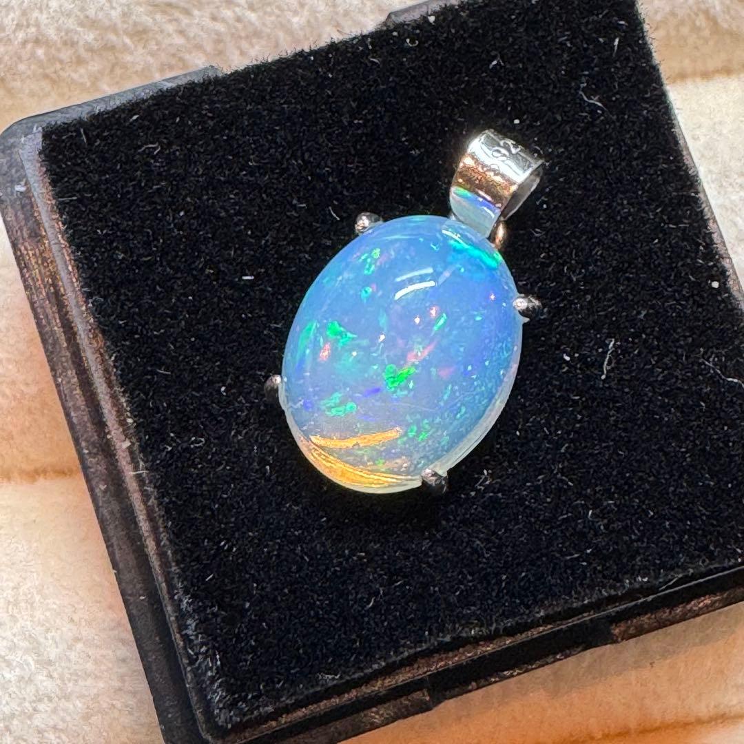 天然石エチオピアオパール　ペンダントトップハンドメイド　Silver925 52