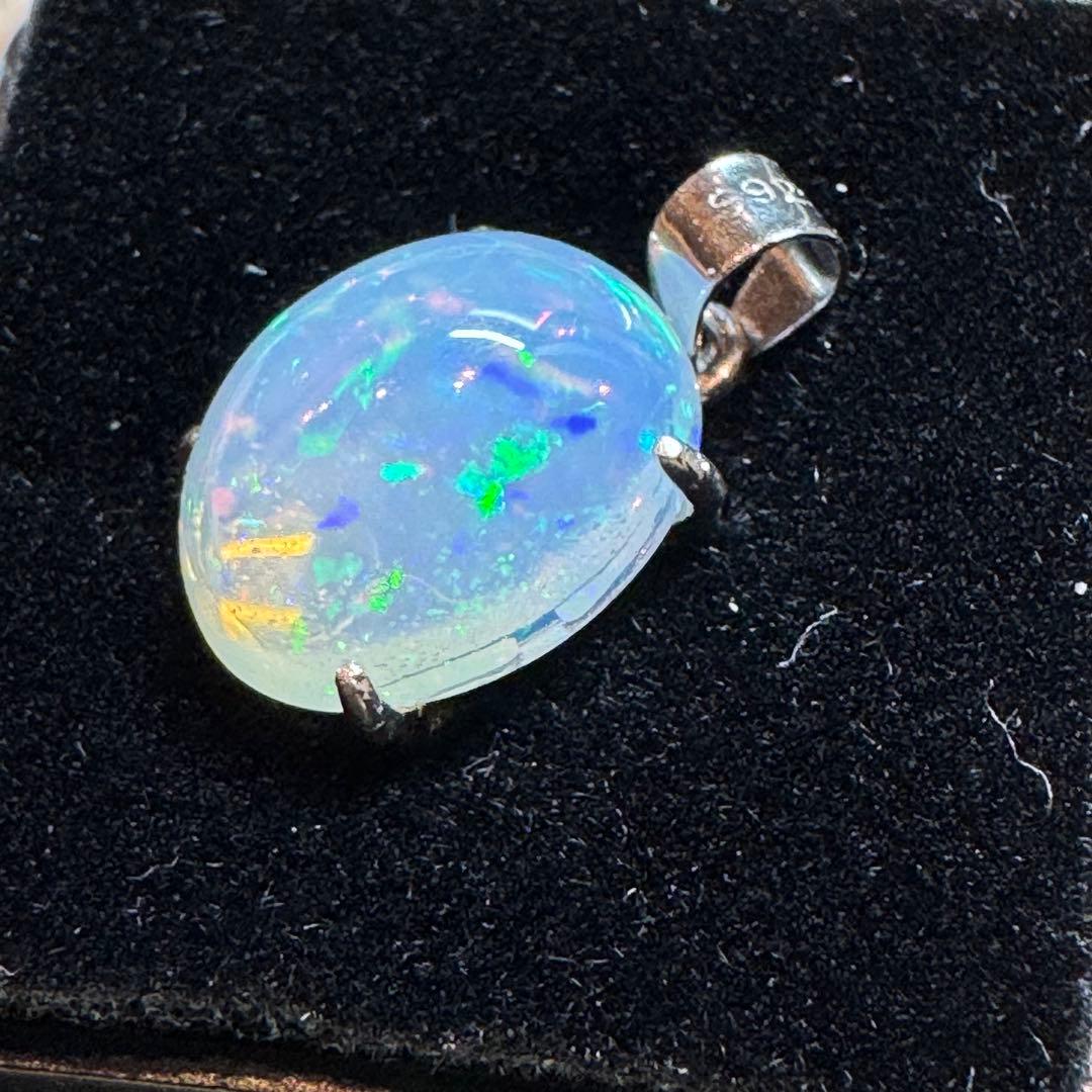 天然石エチオピアオパール　ペンダントトップハンドメイド　Silver925 52