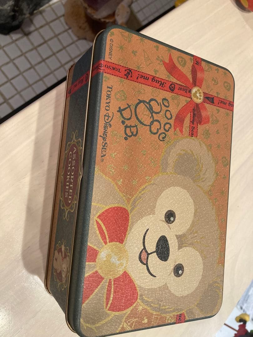 ダッフィー お菓子缶　初期　ディズニーシー