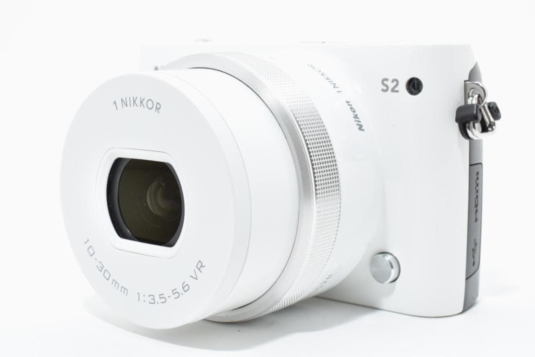 ■美品■Nikon ニコン 1 S2 ホワイト レンズキット