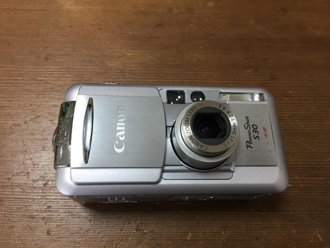 良品 撮影画像あり　Canon　PowerShot S30　付属品あり　液晶綺麗