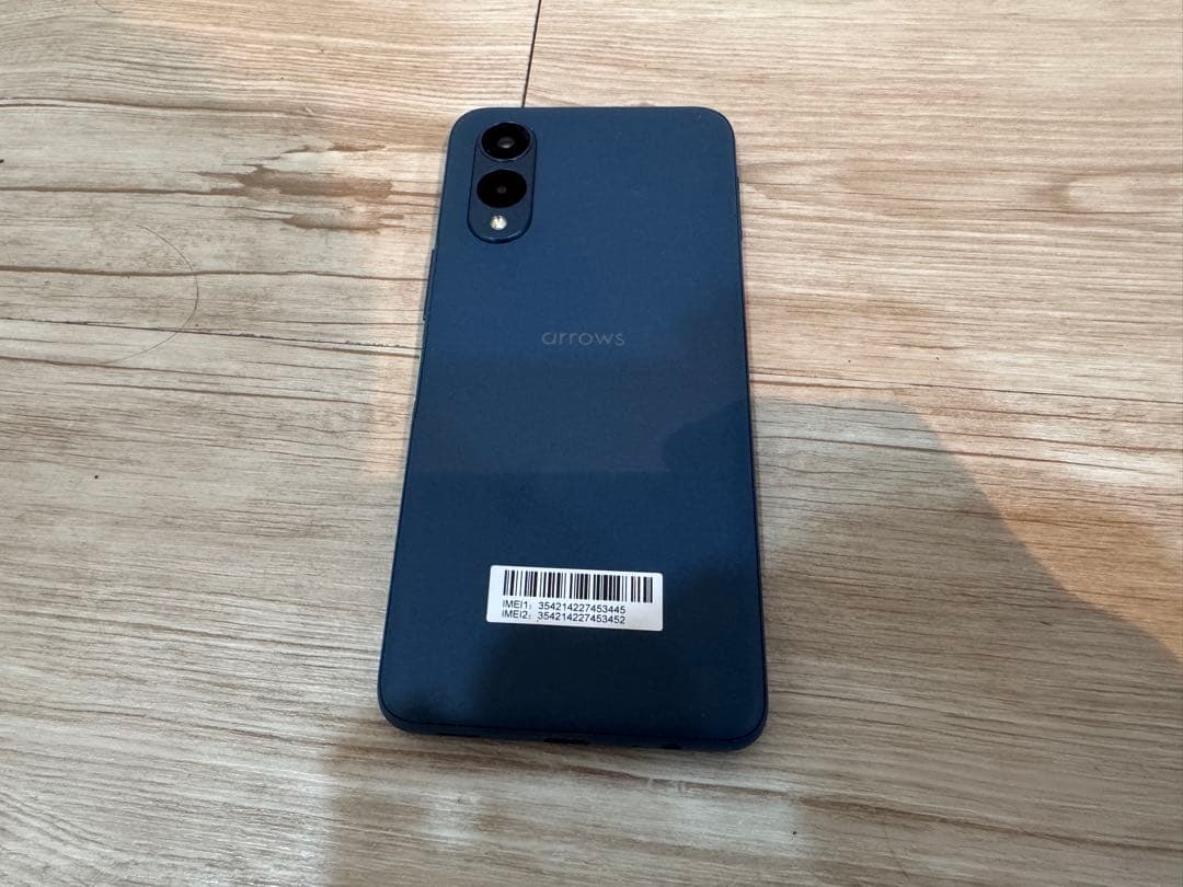 arrows We2 F-52E 5G対応 初心者・シニア向けスマホ