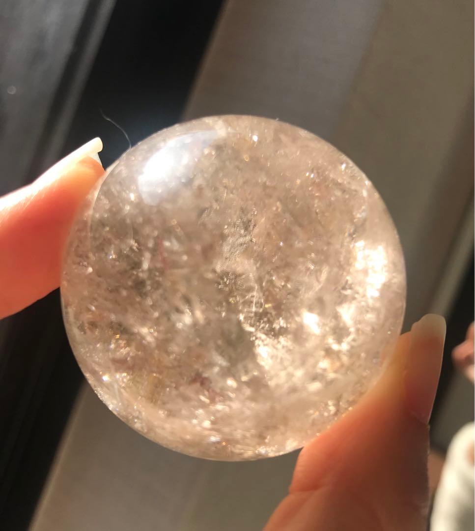 ☘️超レア❤︎虹入り❤︎黄金の輝き　ゴールドルチルクォーツ 丸玉　天然石