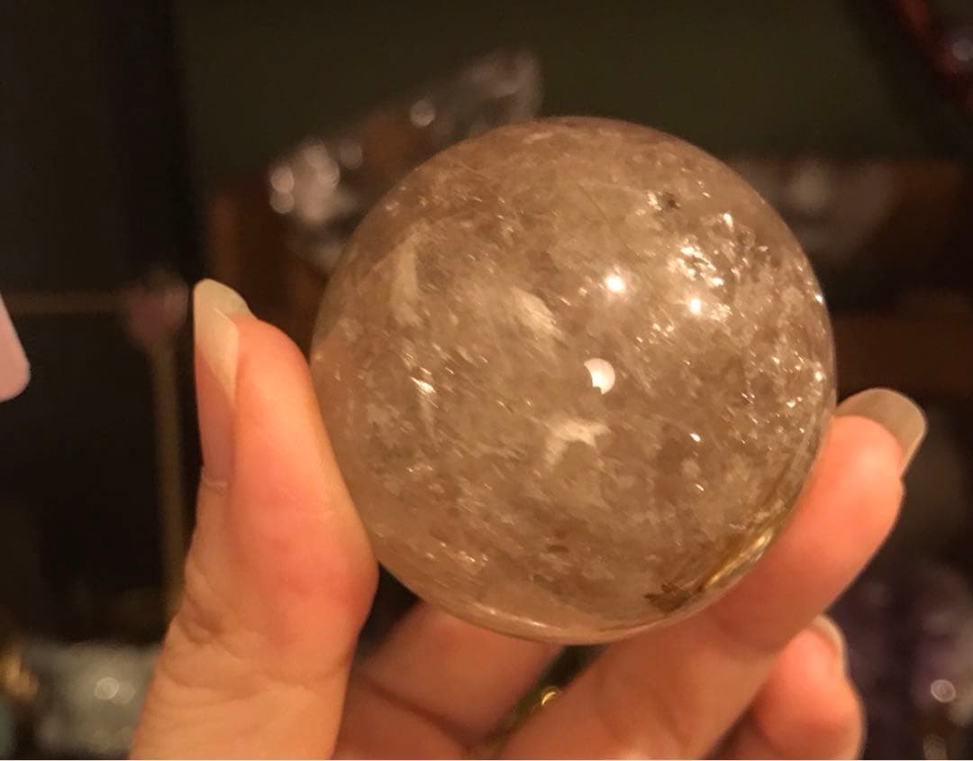 ☘️超レア❤︎虹入り❤︎黄金の輝き　ゴールドルチルクォーツ 丸玉　天然石