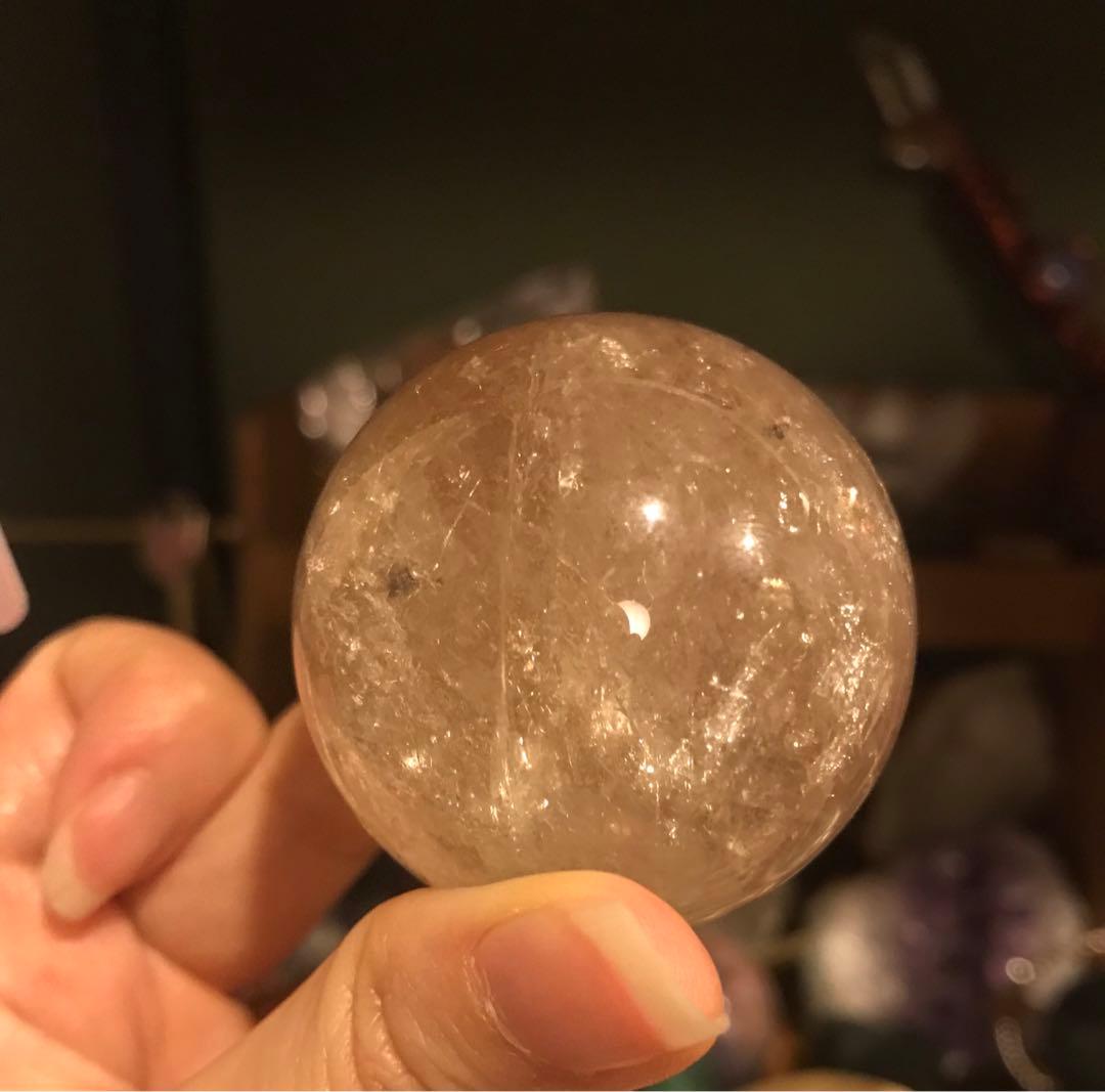 ☘️超レア❤︎虹入り❤︎黄金の輝き　ゴールドルチルクォーツ 丸玉　天然石