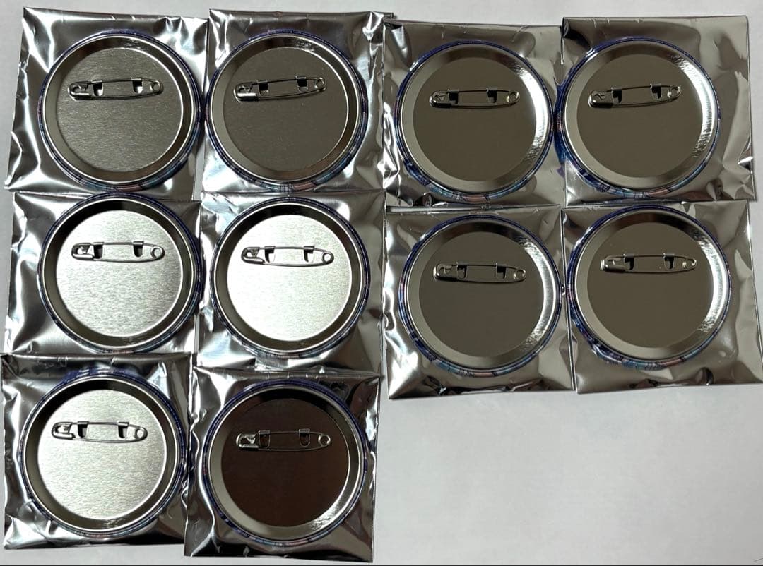 いれいす　ほとけ　活動4周年記念　缶バッジ１０点