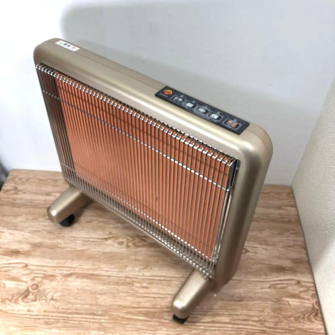 サンルミエ・エクセラ7（シャンパンゴールド）日本製遠赤外線ヒーター