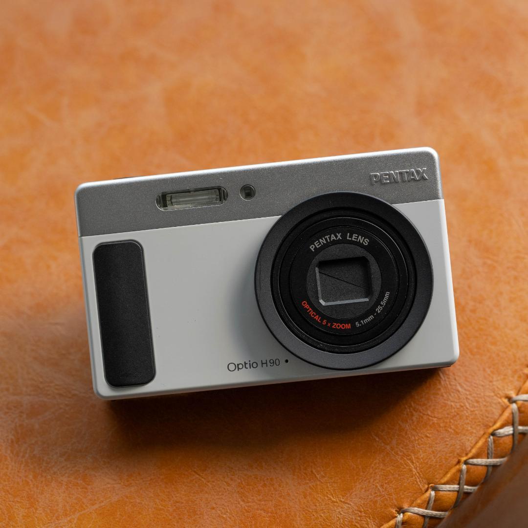 【可愛いすぎるコンデジ】PENTAX optio H90 ホワイト×シルバー