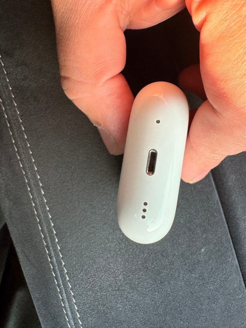 AirPods Pro 本体　右耳のみ