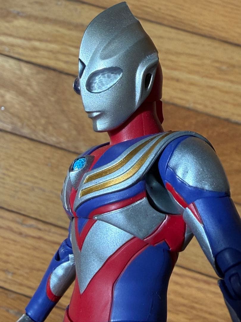 ウルトラマンティガ真骨彫 s.h.figuarts フィギュアーツ 2回目再販版