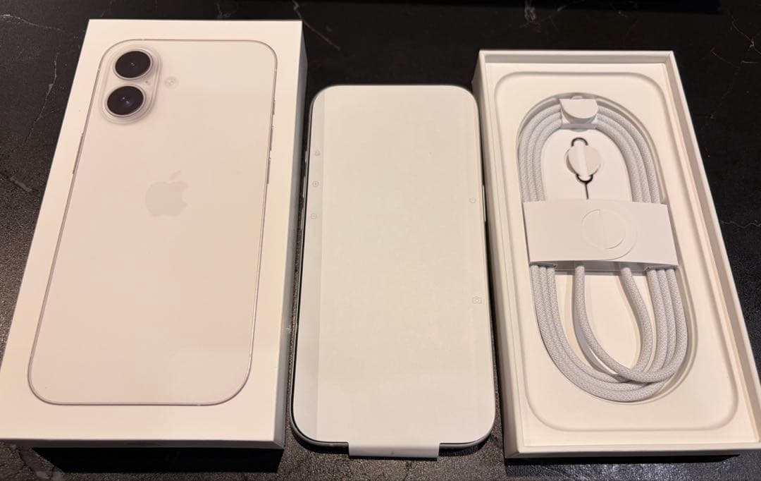 【shirleydongzw】iPhone 16 ホワイト 128GB