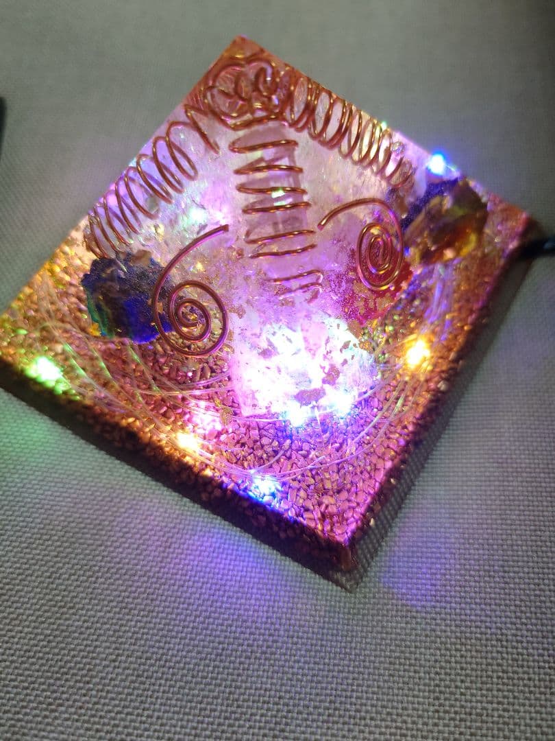 オルゴナイト ルームランプ 金魚 ピラミッド セット