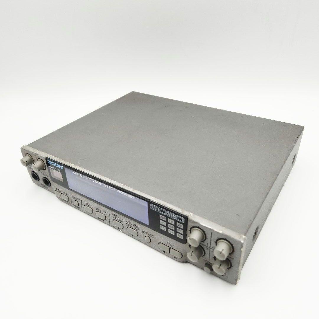 ZOOM 9030 マルチエフェクター EFFECTS PROCESSOR
