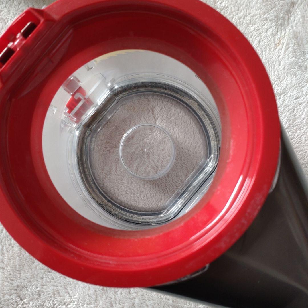 Dyson V8スリム　スティッククリーナー本体 各種アタッチメント付き