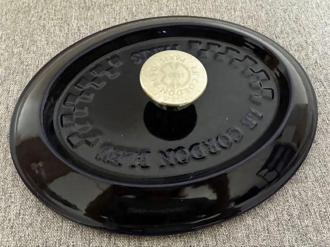 【美品】ル・クルーゼ ココット オーバル 25㎝