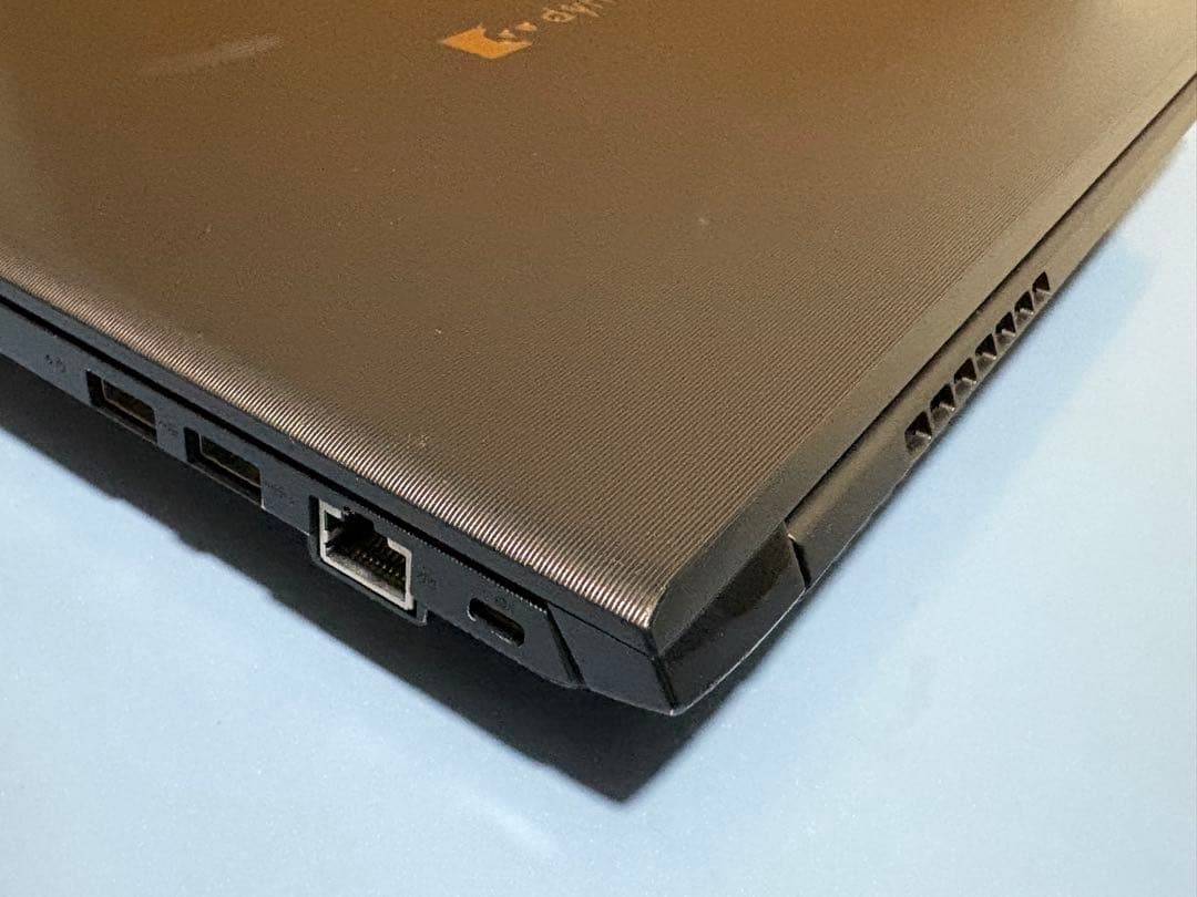 第8世代 i5 dynabook S73DP /8GB/256GB/13.3