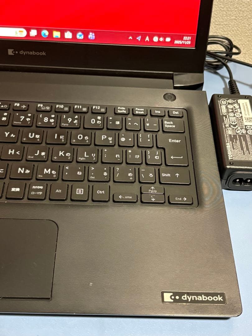 第8世代 i5 dynabook S73DP /8GB/256GB/13.3