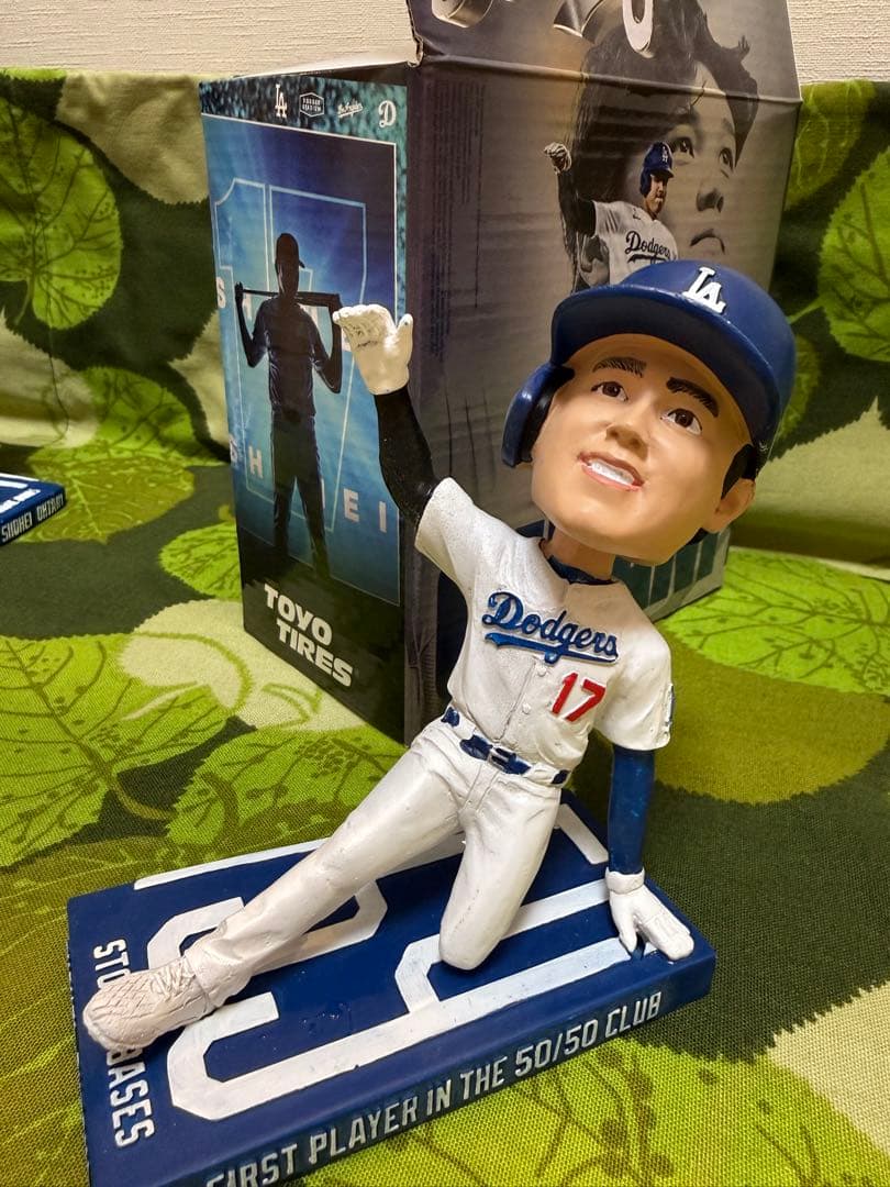 大谷翔平 50/50記念ボブルヘッド 2体セット（ドジャースタジアム配布品）