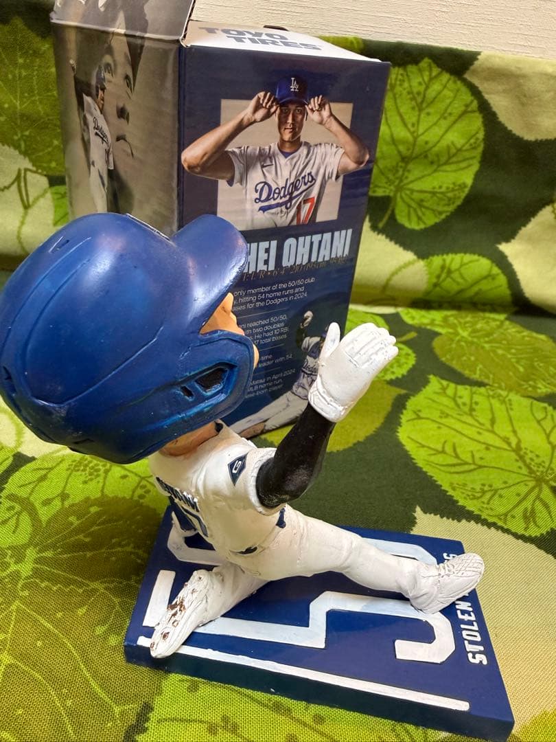 大谷翔平 50/50記念ボブルヘッド 2体セット（ドジャースタジアム配布品）
