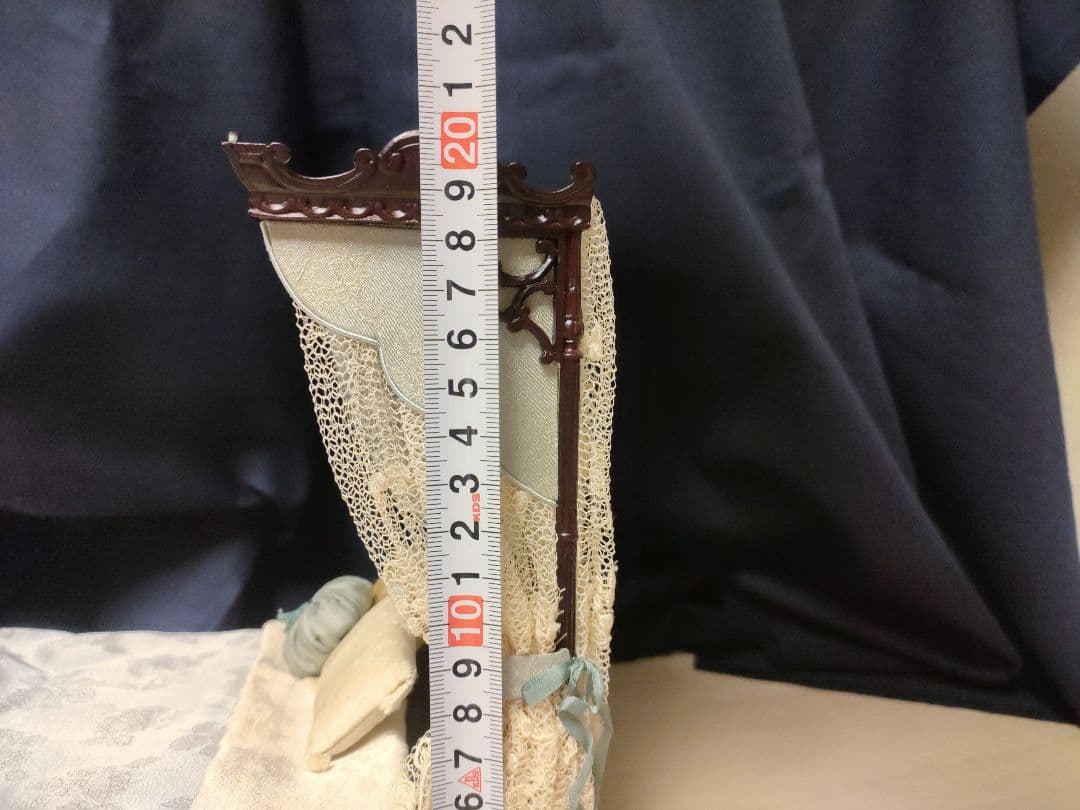 ミニチュア家具　1/12　天蓋ベッド　べスパック製家具　ドールハウス作家作品