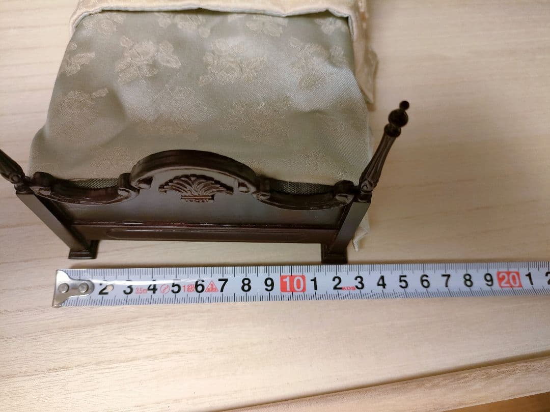 ミニチュア家具　1/12　天蓋ベッド　べスパック製家具　ドールハウス作家作品