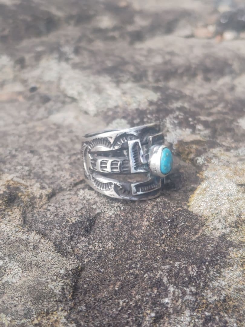 本日削除 スワスティカ オールドスタイルリング モレンシターコイズ付き