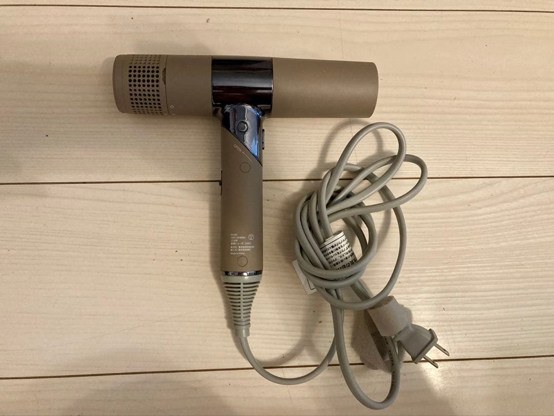 絹女 KINUJO ヘアドライヤー 訳あり ジャンク　ベージュ