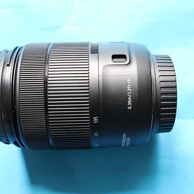 ☆美品☆Canon EF-S 18-135mm f3.5-5.6 IS USM