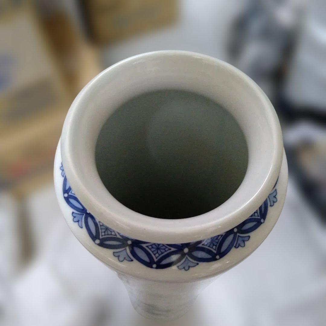 色鍋島　鍋島忠山作　花瓶　箱入