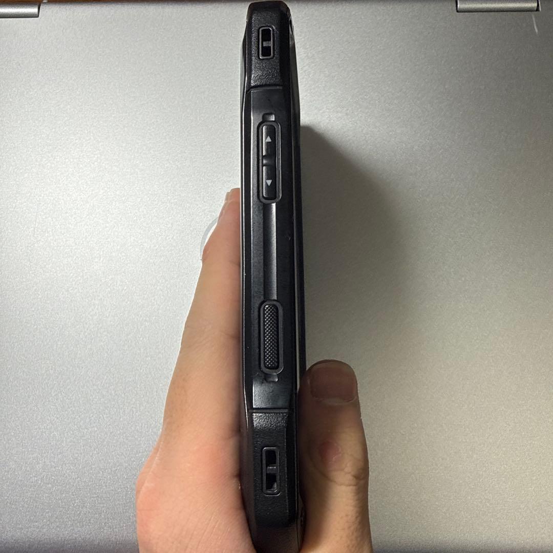TORQUE G04 KYV46 ブラック 64GB
