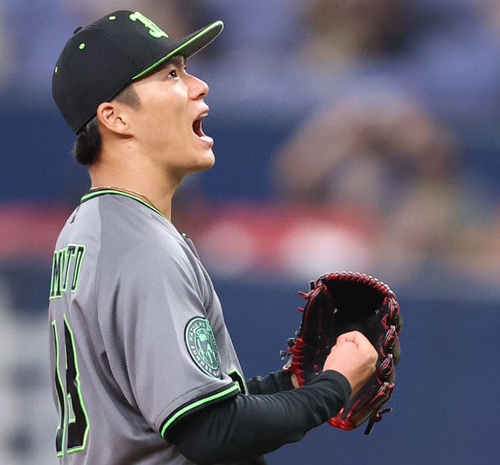 Bs山本由伸　直筆サイン