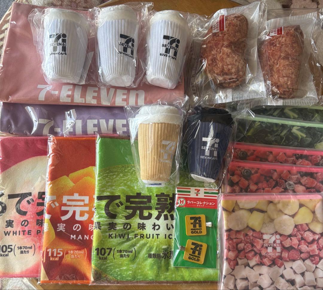 セブンイレブン ハッピーくじ 一番くじ からあげ棒 ちぎりパン　おまけ付き