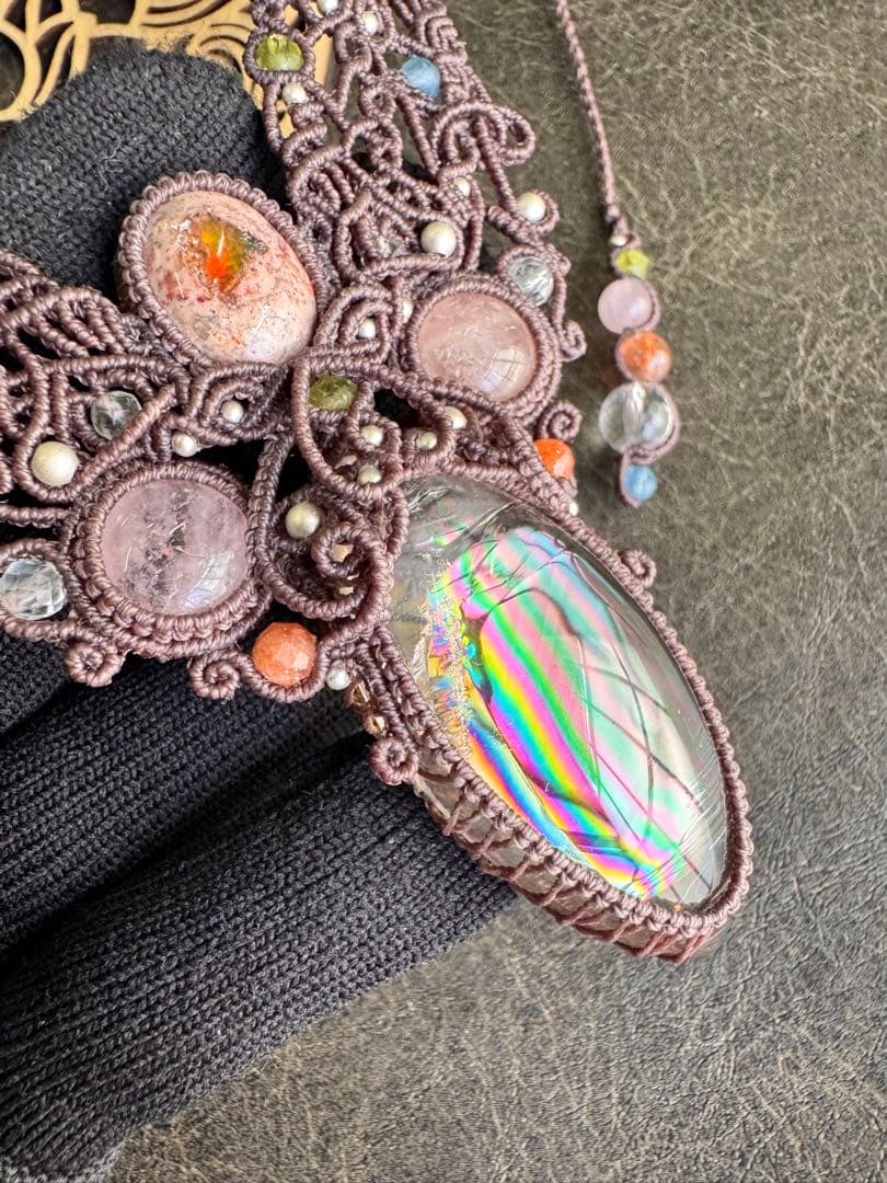 アイリスクォーツ＆♡カンテラオパール＆モルガナイトのマクラメ編みネックレス♡