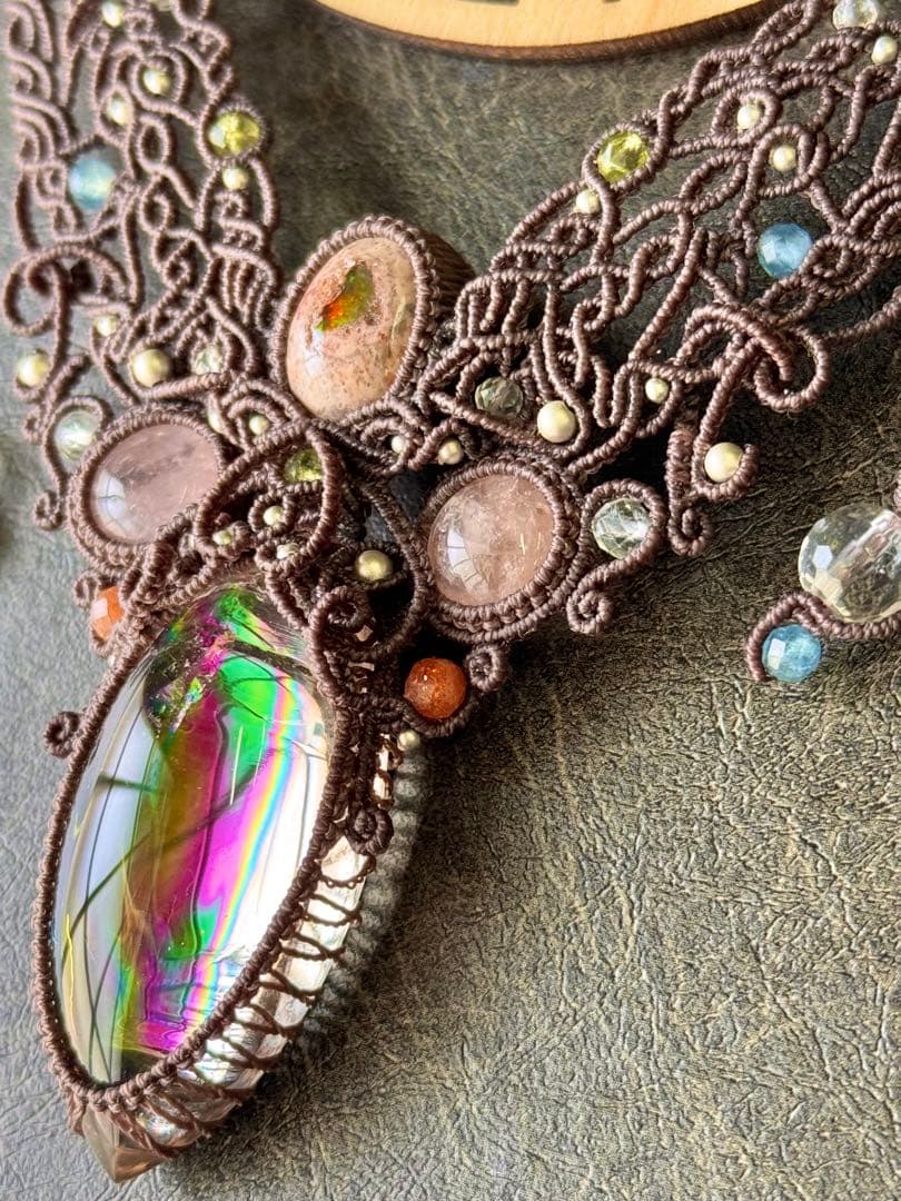 アイリスクォーツ＆♡カンテラオパール＆モルガナイトのマクラメ編みネックレス♡