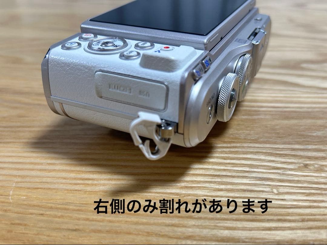 OLYMPUS PEN E-PL10 EZダブルズームキット ホワイト