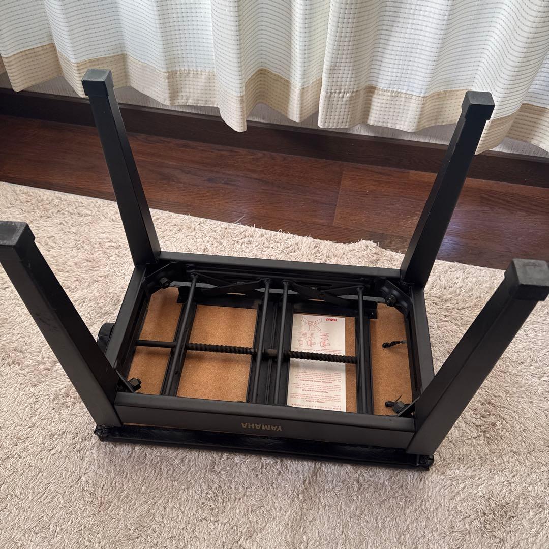 YAMAHA ピアノ椅子　昇降式