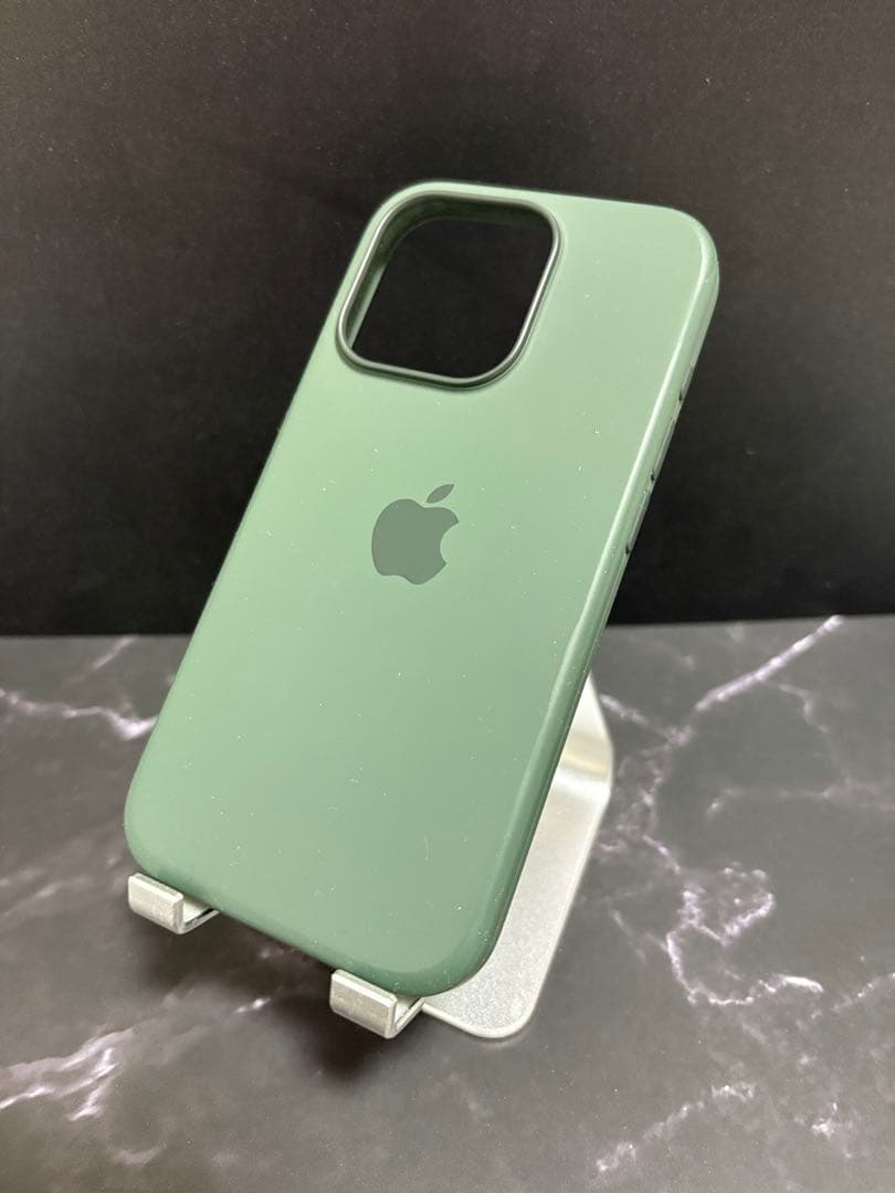 iPhone 15 Pro 128GB ホワイトチタニウムSIMフリー