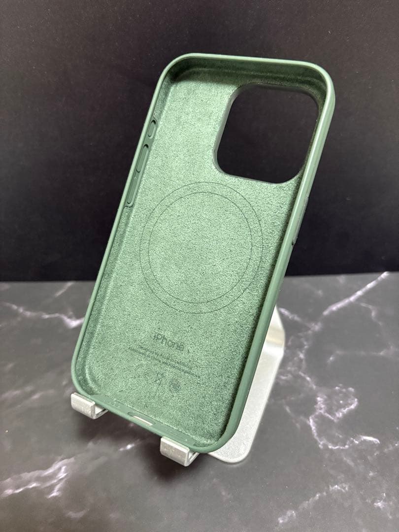 iPhone 15 Pro 128GB ホワイトチタニウムSIMフリー