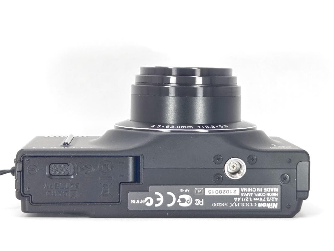 ニコン　Nikon COOLPIX S8200 ブラック《元箱&純正ケース付属》