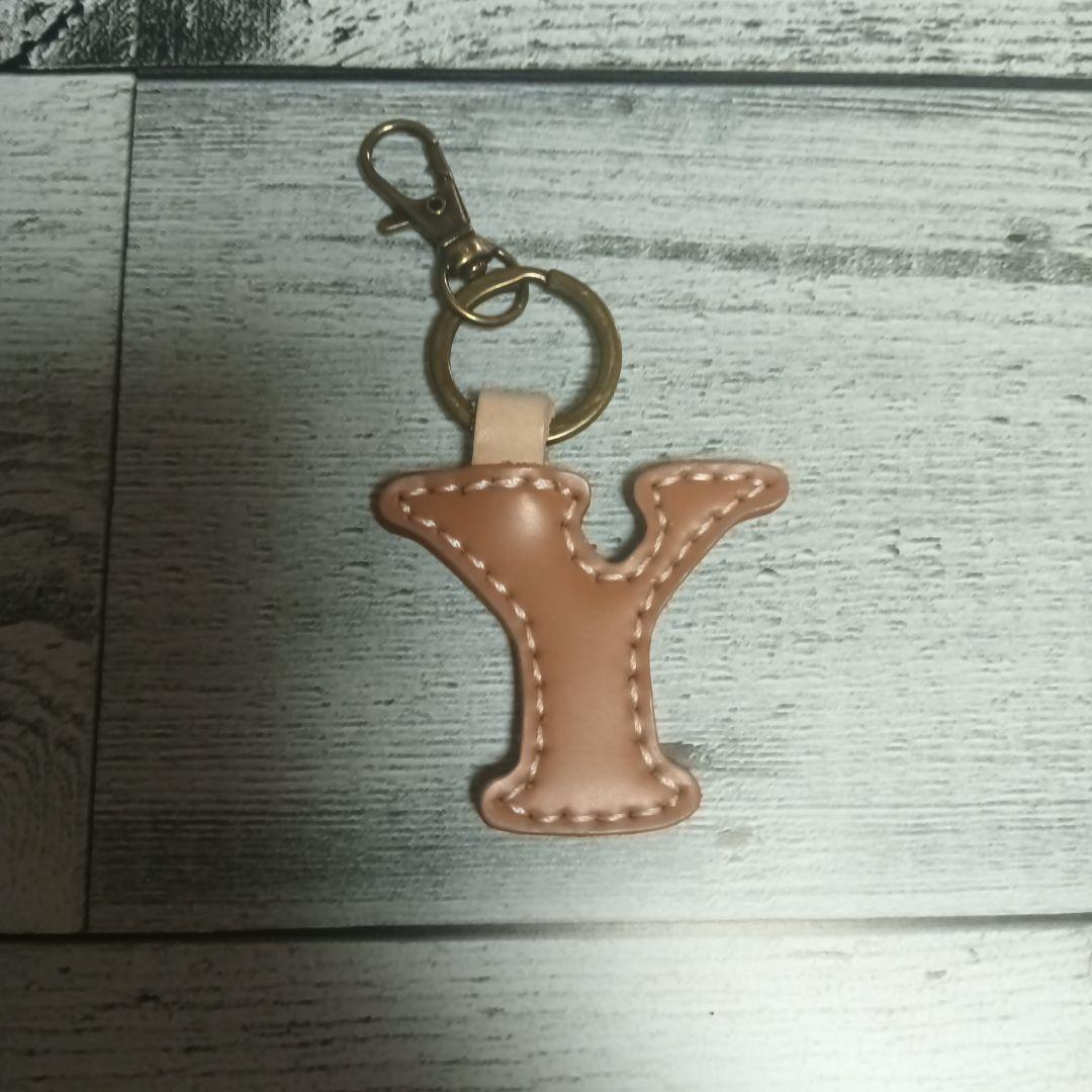 イニシャルキーホルダー