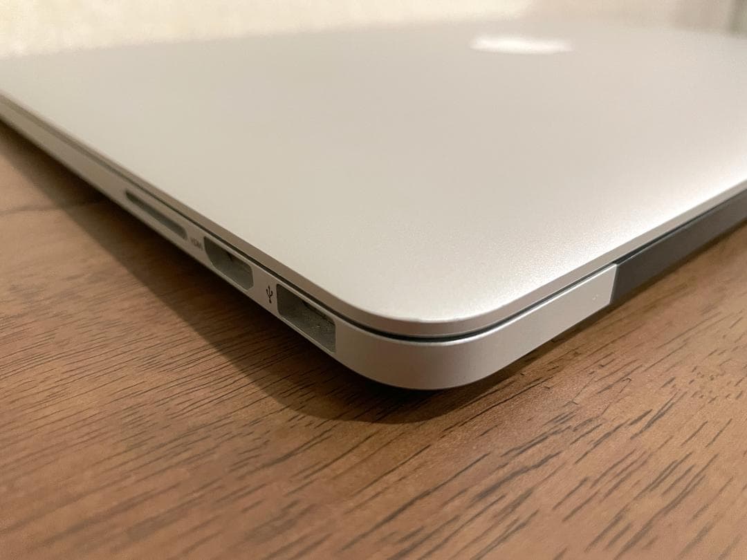 MacBook Pro 15\"　2015　i7　16GB　251GB